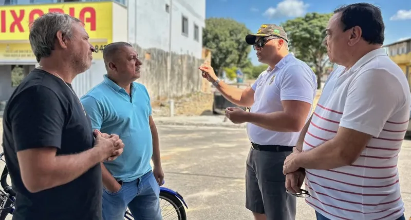Marinha leva Delegacia Itinerante a Mucuri para regularizar embarcações e fortalecer pesca local