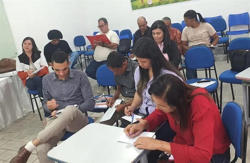 Prefeitura de Ibirapuã investe em formação continuada de professores de Matemática