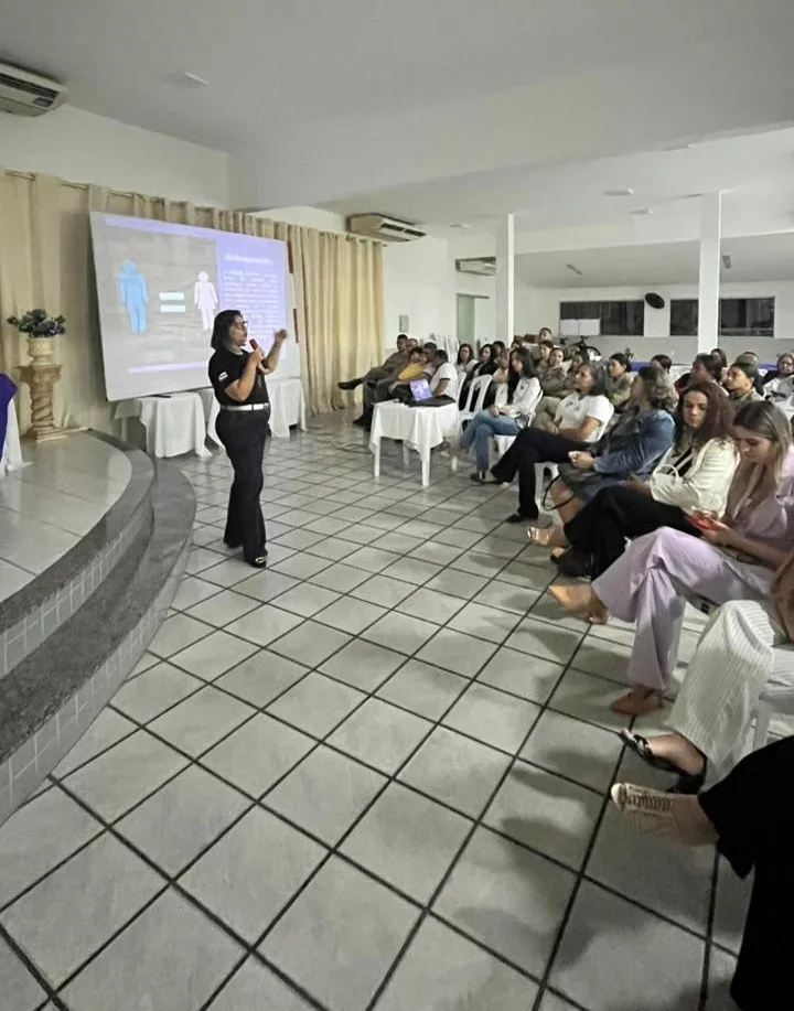 Agosto Lilás -Polícia Civil realiza palestra sobre violência doméstica na Loja Maçônica Redenção Extremo Sul em Teixeira de Freitas 