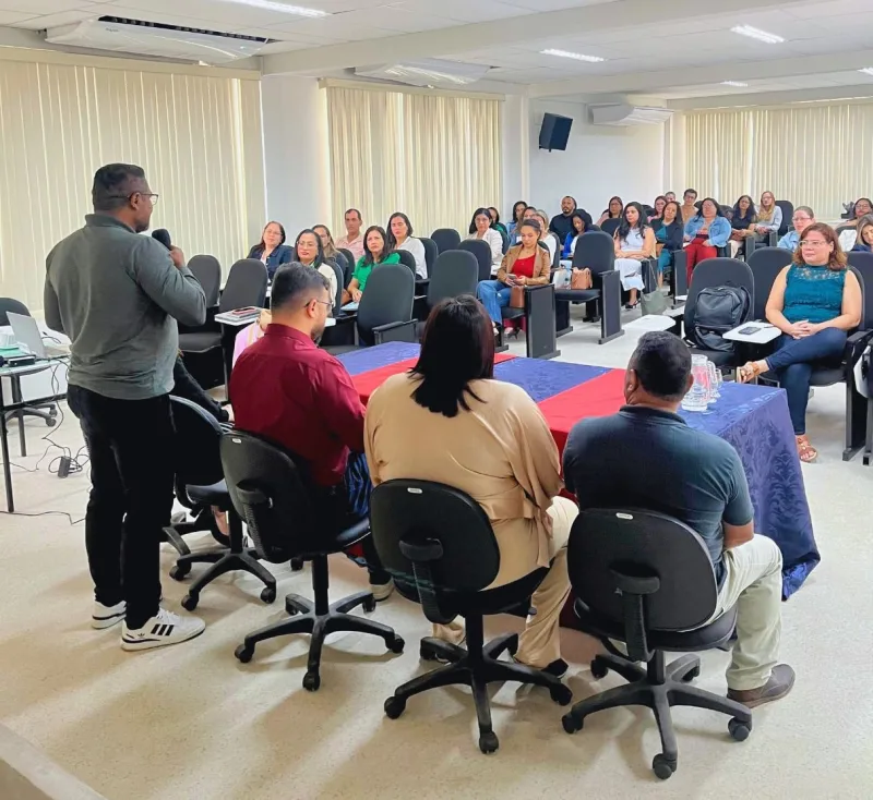 Teixeira de Freitas participa do lançamento do Programa Bahia Alfabetizada Criança