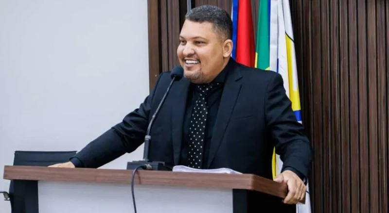 Projeto de lei do vereador Jonatas dos Santos que garante remédios à base de Cannabis medicinal pelo SUS é aprovado em Teixeira de Freitas