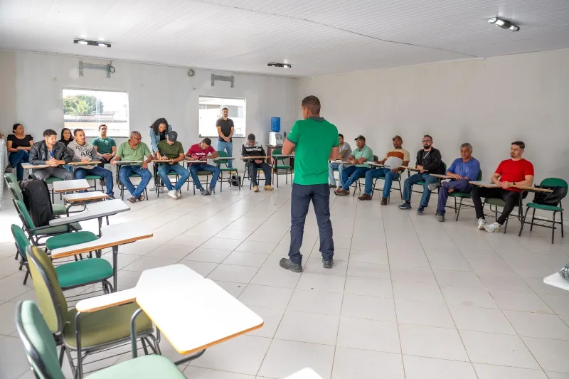 Segurança do trabalho: Profissionais de Teixeira de Freitas recebem capacitação em NRs 33 e 35