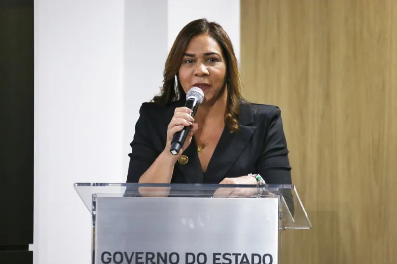 Sesab recebe comitiva da Colômbia para compartilhar experiência do SUS na Bahia Sesab recebe comitiva da Colômbia para compartilhar experiência do SUS na Bahia
