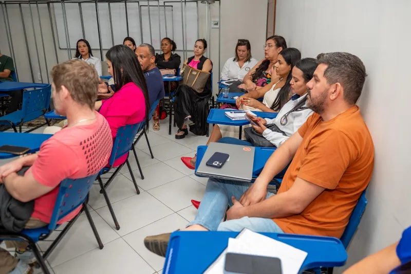 Prefeitura de Teixeira de Freitas realiza reunião intersetorial sobre a Busca Ativa Escolar