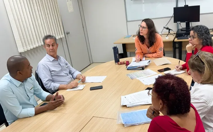 Prefeito de Prado avança em tratativas para retomada da obra de asfalto da estrada até Cumuruxatiba
