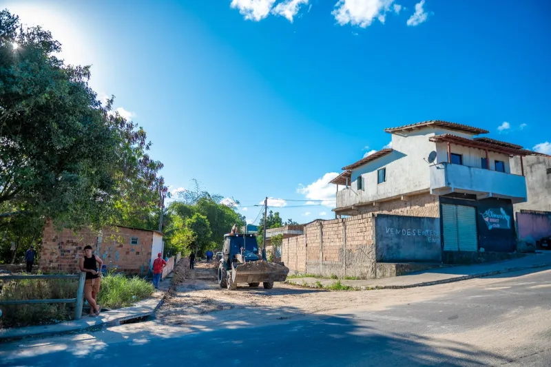 Nova Canaã: pavimentação transforma ruas e melhora a vida dos moradores em Teixeira de Freitas