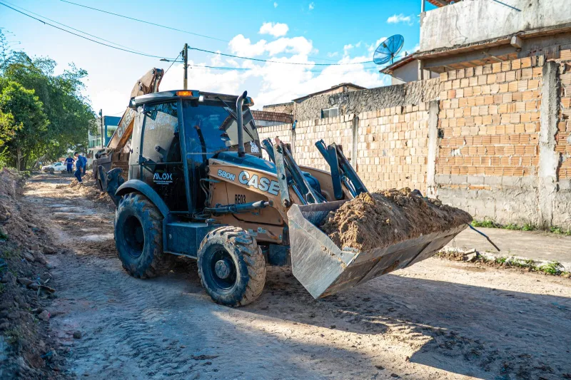 Nova Canaã: pavimentação transforma ruas e melhora a vida dos moradores em Teixeira de Freitas