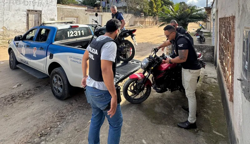 Motocicletas furtadas são recuperadas em Eunápolis