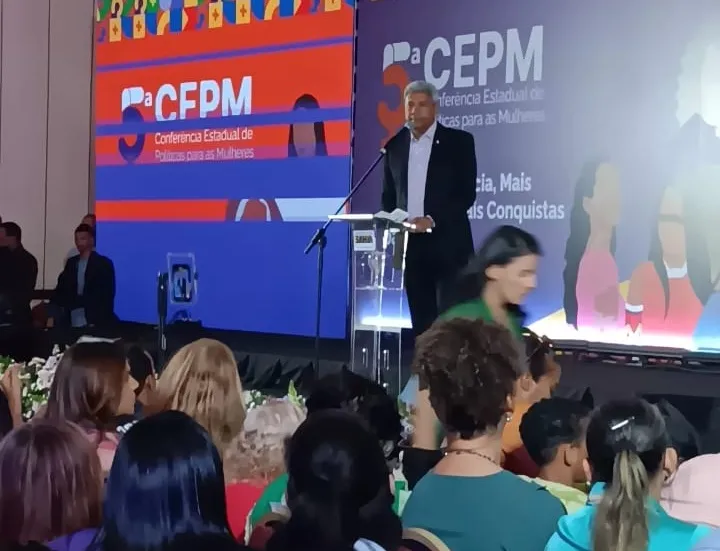 Presidente da Câmara de Lajedão participa da 5ª Conferência Estadual de Políticas para as Mulheres em Salvador