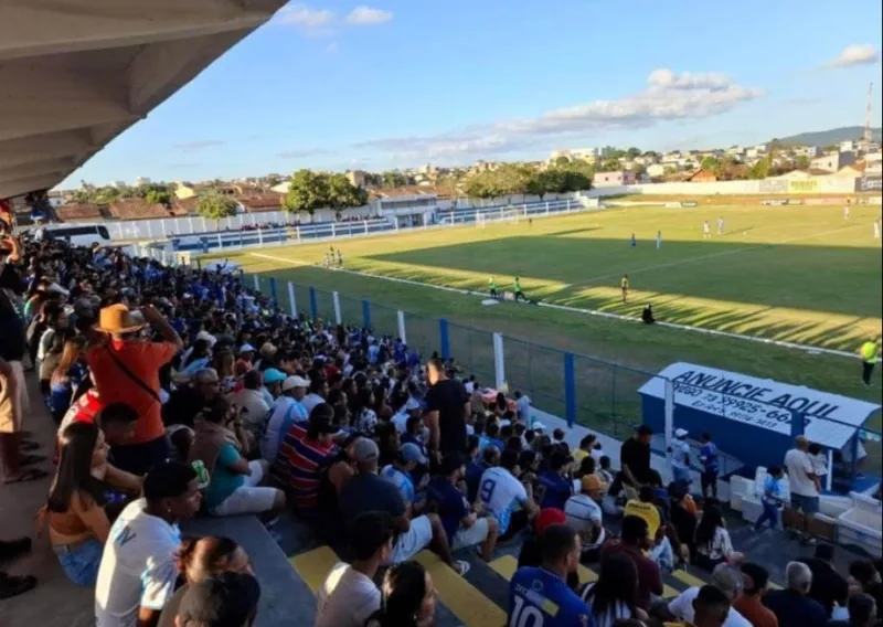 Serra Preta vence jogo antecipado do Intermunicipal