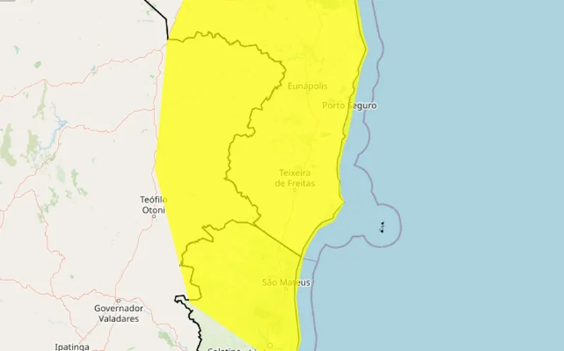INMET emite alerta de chuvas intensas e ventos fortes para Teixeira de Freitas e região