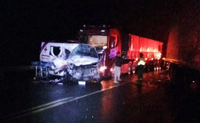Acidente na BR-116 em Jequié deixa uma pessoa morta e seis feridas