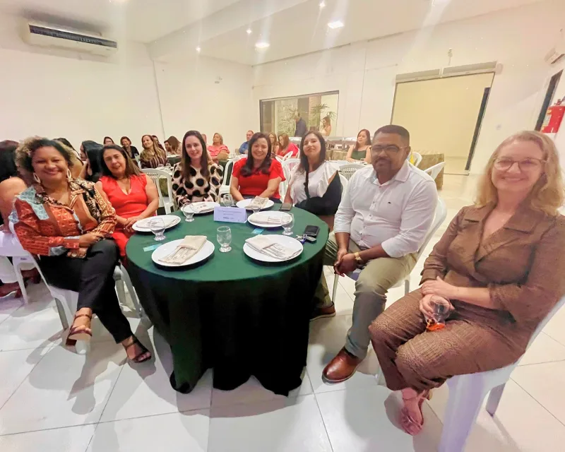 Prefeitura de Teixeira de Freitas celebra Dia do Coordenador Pedagógico com solenidade especial