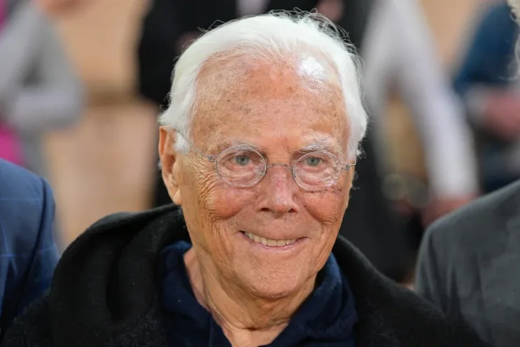 LUTO NA MODA! Giorgio Armani morre aos 91 anos em Milão  
