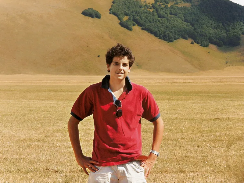 Vaticano canoniza Carlo Acutis, jovem conhecido como “padroeiro da internet”