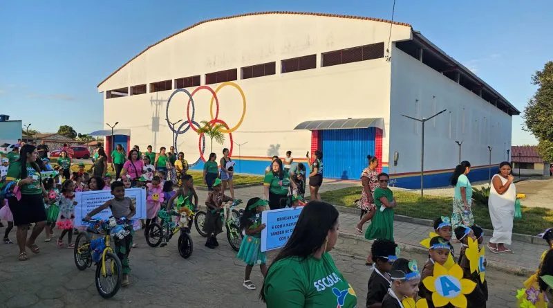 Tradição e patriotismo marcam desfile cívico do 7 de setembro no distrito de Taquarinha em Mucuri