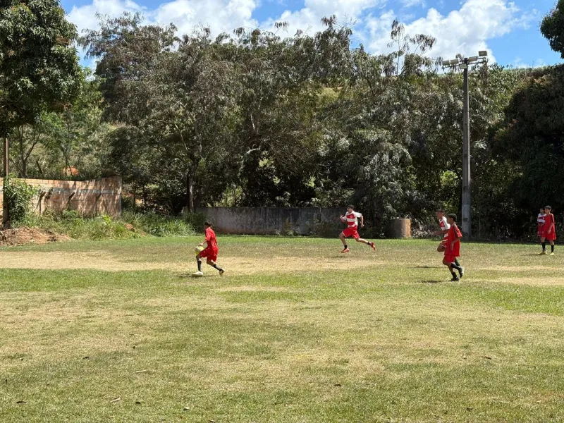 Jogos Escolares da Independência promovem patriotismo e integração em Medeiros Neto