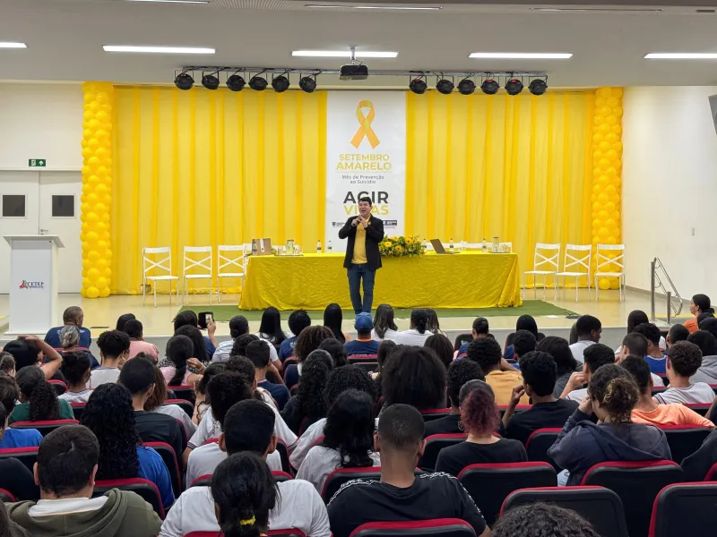 Prefeitura de Medeiros Neto  realiza palestra em referência ao Setembro Amarelo através do CAPS