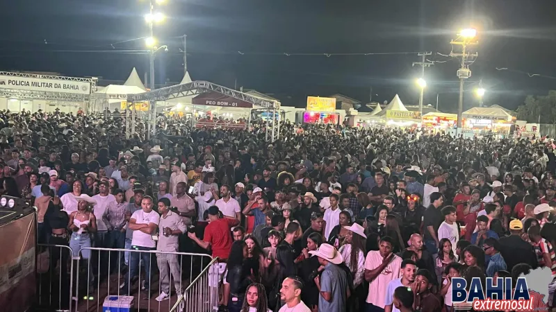 Festa do Vaqueiro de Ibirapuã: Kaelzinho Ferraz e muito forró animam a segunda noite