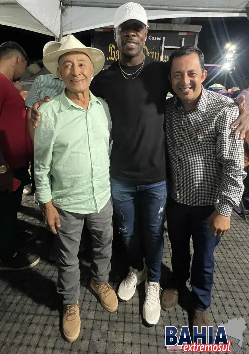 Festa do Vaqueiro de Ibirapuã: Kaelzinho Ferraz e muito forró animam a segunda noite