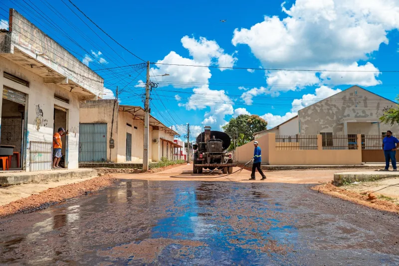 Bairro Ulisses Guimarães em nova fase: Pavimentação avança com foco em qualidade e durabilidade