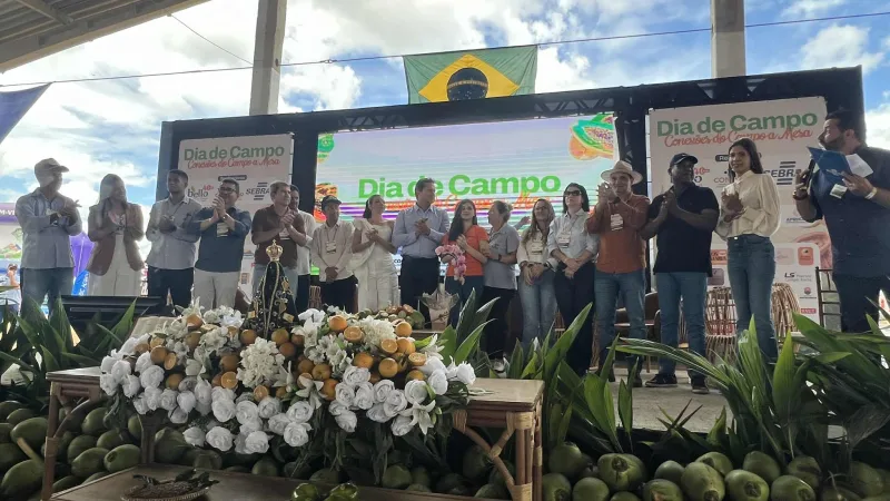 Prefeito Bemtivi destaca potencial agrícola de Itanhém em Dia de Campo que celebrou os 40 anos da Bello Fruit