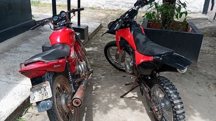PM apreende duas motocicletas com sinais de adulteração em Itanhém