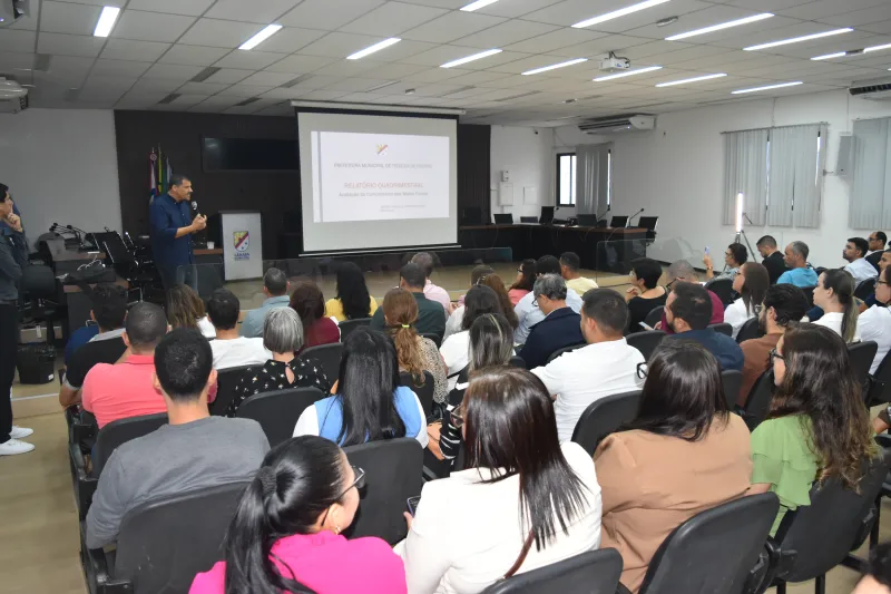Prefeitura de Teixeira de Freitas apresenta metas fiscais do 2º quadrimestre de 2025 em audiência pública