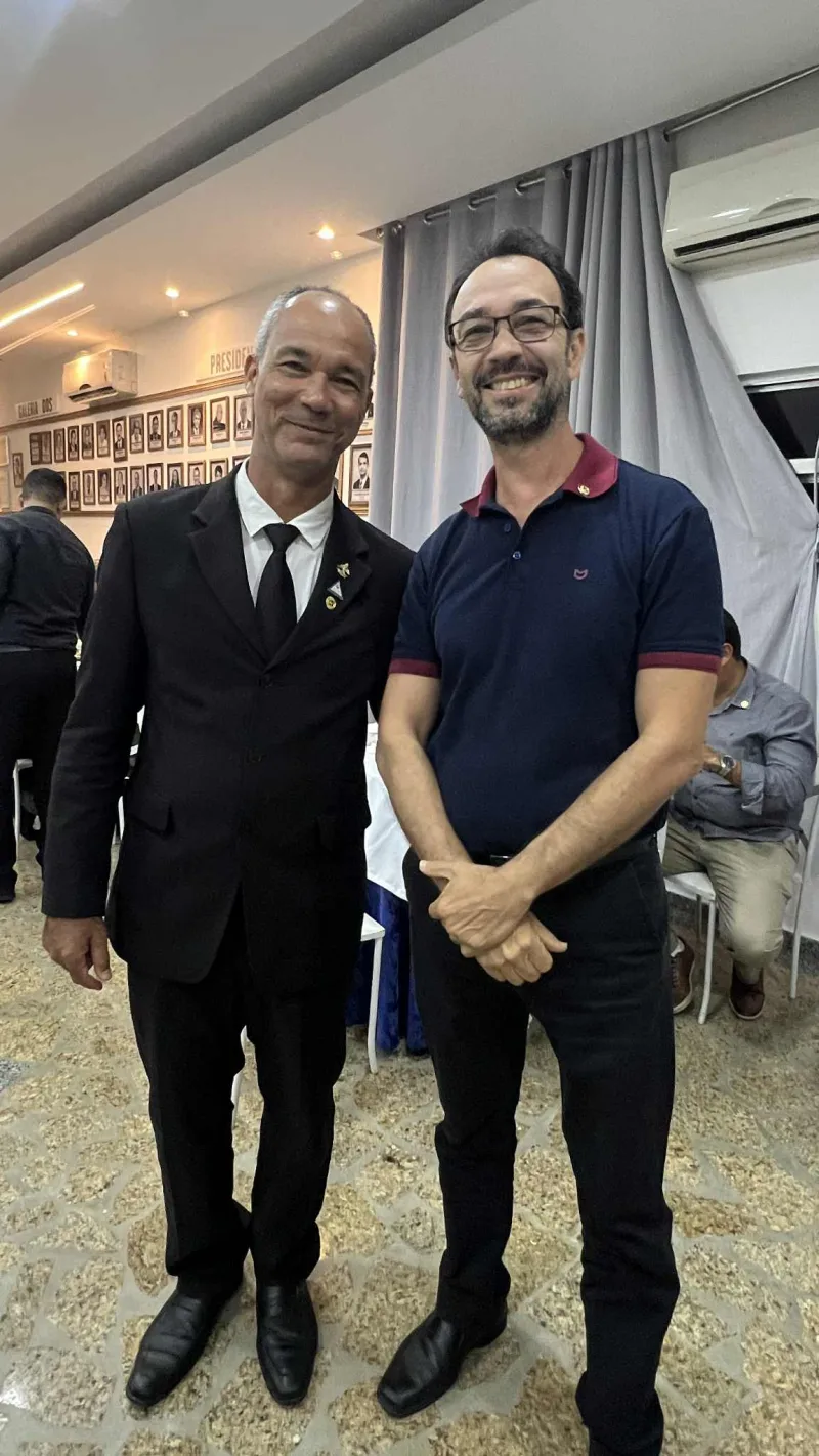 Agente da PRF ministra palestra sobre  prevenção de acidente de  trânsito  no Rotary Club de Teixeira de Freitas 