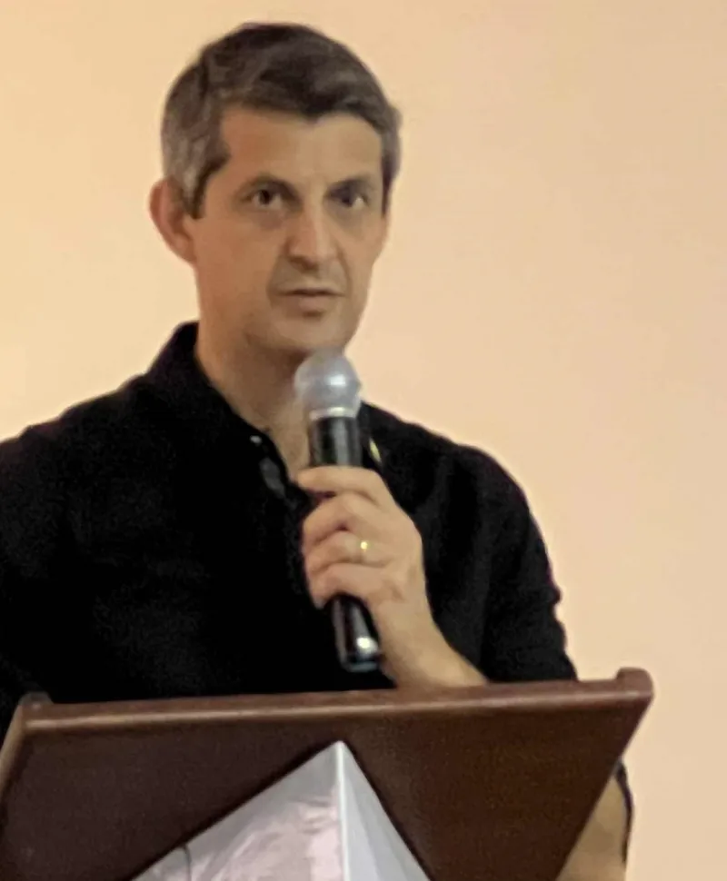 Agente da PRF ministra palestra sobre  prevenção de acidente de  trânsito  no Rotary Club de Teixeira de Freitas 