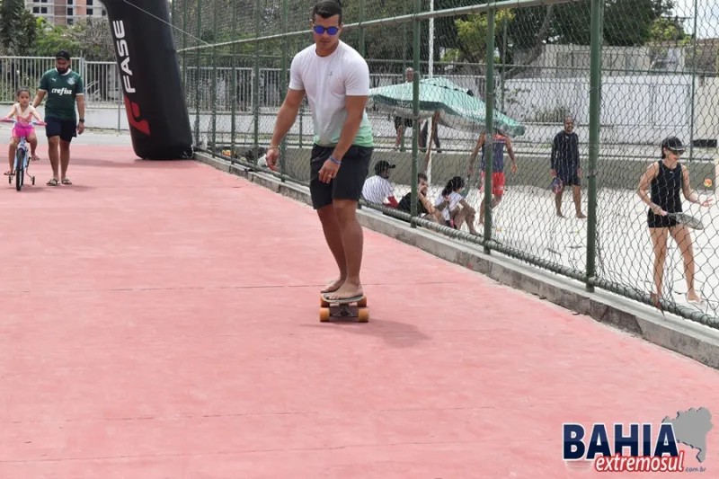 Manhã de energia! Domingo é Lazer transforma Praça Padre Aparecido em ginásio a céu aberto