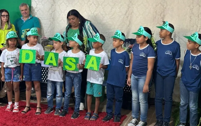 Escola de Ibiranhém celebra reforma e entrega de uniformes em parceria com empresa privada