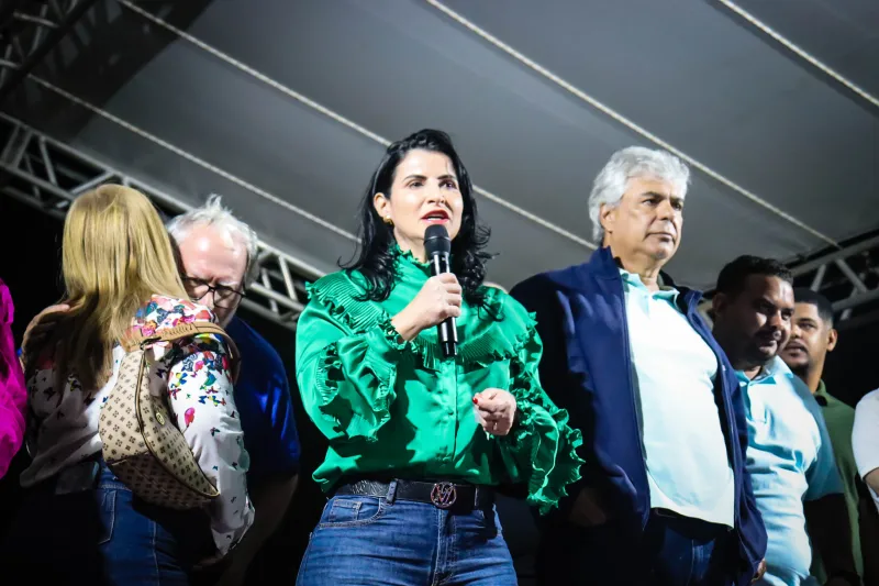 Prefeitura de Nova Viçosa inaugura pavimentação da Rua Mucuri e vias transversais em Posto da Mata