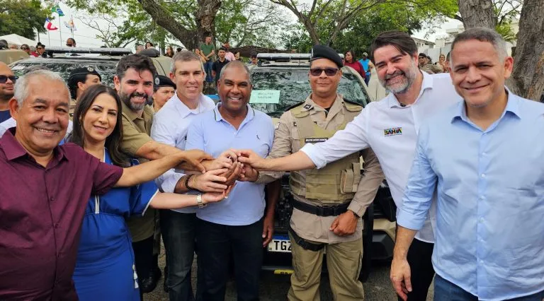 Frota da Polícia Militar de Mucuri é renovada com a chegada de duas viaturas 0km
