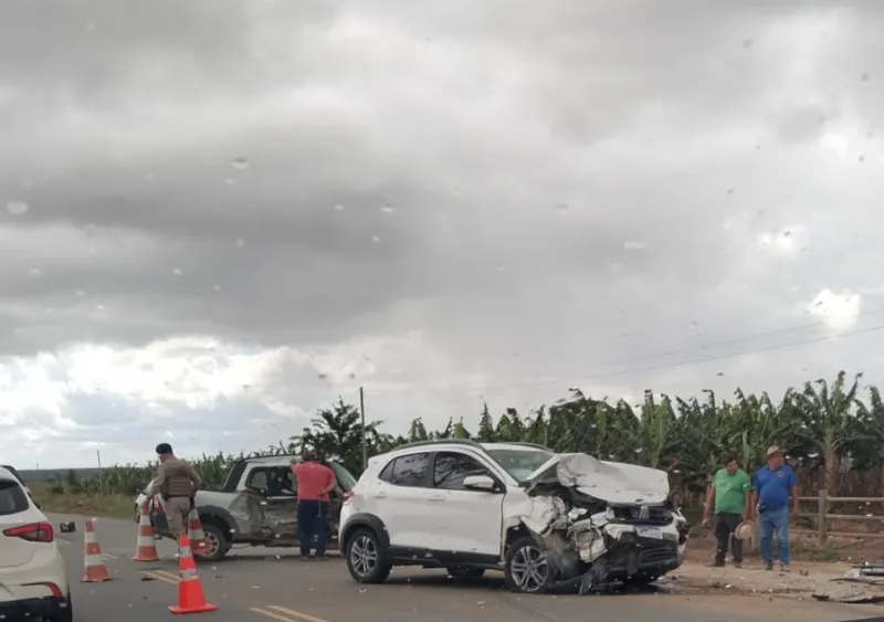 Vídeo -Idoso morre em acidente perto de Nova Lídice; padre e seminarista estão entre os feridos