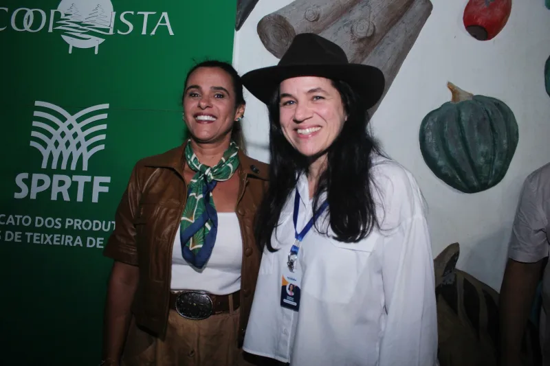 Expo Teixeira 2025 é aberta oficialmente e celebra a força do agronegócio e das tradições regionais Expo Teixeira 2025 é aberta oficialmente e celebra a força do agronegócio e das tradições regionais