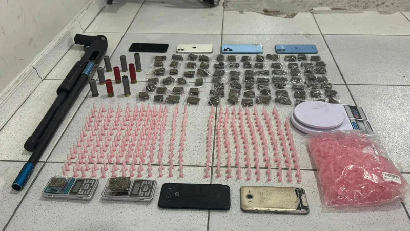 Confronto em Caraíva termina com suspeito morto e apreensão de drogas e espingarda