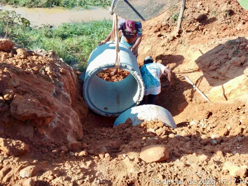 Prefeito Manrick Teixeira transforma a zona rural de Vereda com maior programa de recuperação de estradas da história