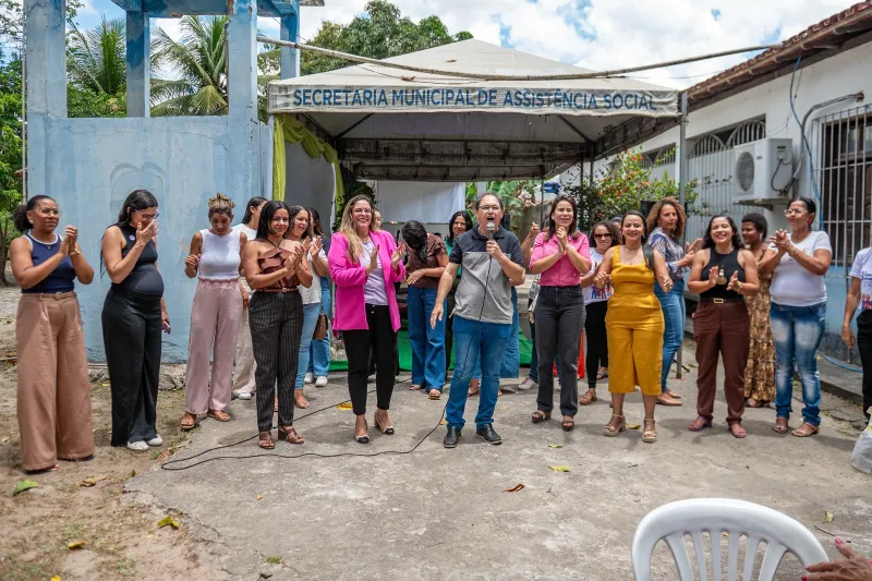 CRAS promovem festa e palestra sobre direitos em homenagem ao Dia do Idoso em Teixeira de Freitas CRAS promovem festa e palestra sobre direitos em homenagem ao Dia do Idoso em Teixeira de Freitas