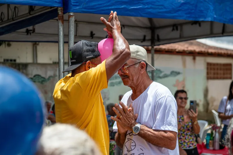CRAS promovem festa e palestra sobre direitos em homenagem ao Dia do Idoso em Teixeira de Freitas CRAS promovem festa e palestra sobre direitos em homenagem ao Dia do Idoso em Teixeira de Freitas