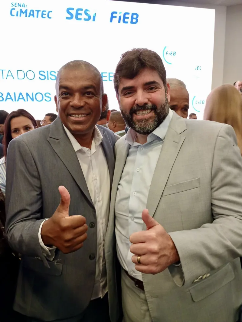 Prefeito de Prado participa de Encontro Estratégico em Salvador ao lado de grandes lideranças políticas