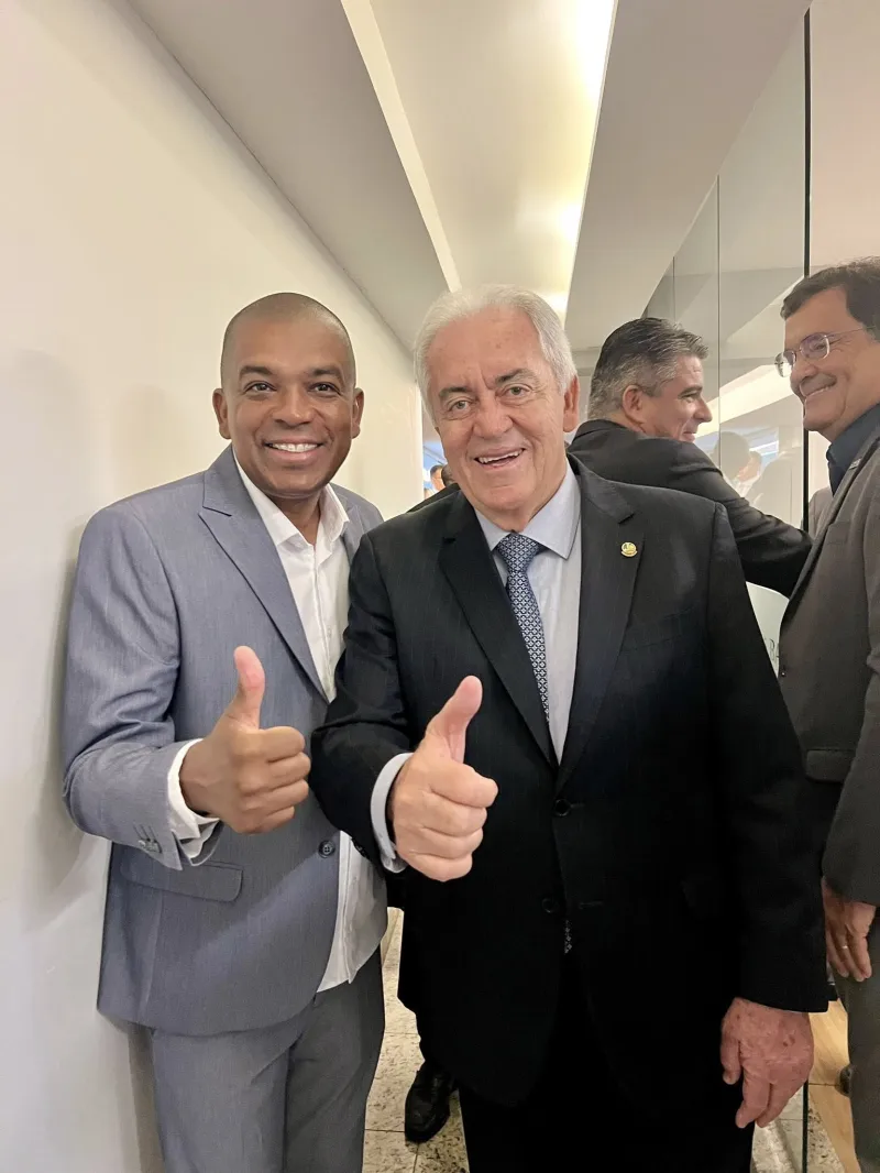 Prefeito de Prado participa de Encontro Estratégico em Salvador ao lado de grandes lideranças políticas