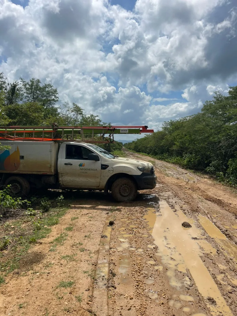Bahia é atingida por mais de 73 mil raios em 48 horas Bahia é atingida por mais de 73 mil raios em 48 horas
