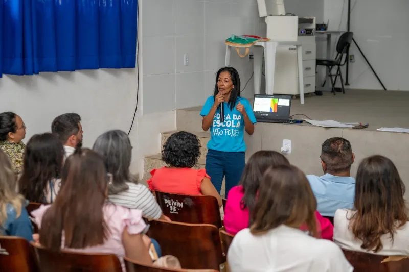 Secretaria de Educação realiza reunião formativa sobre o PAR
