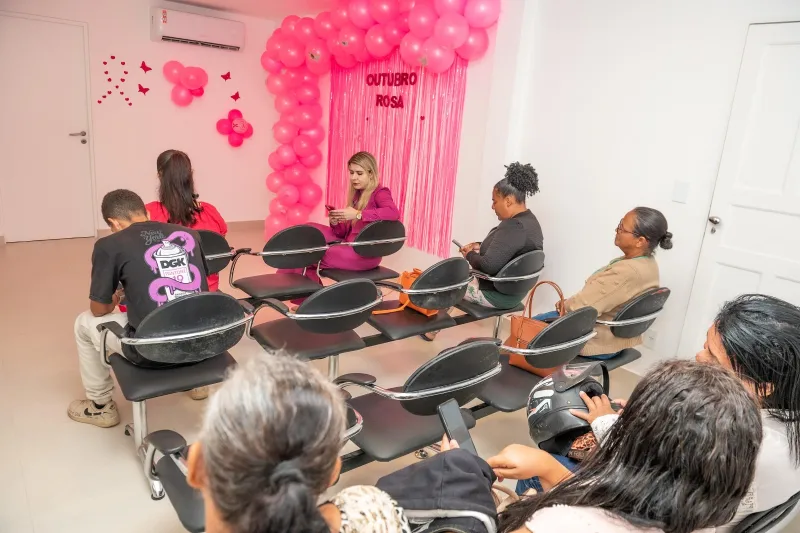 Mais de 800 mamografias são ofertadas em ação do Outubro Rosa em Teixeira de Freitas