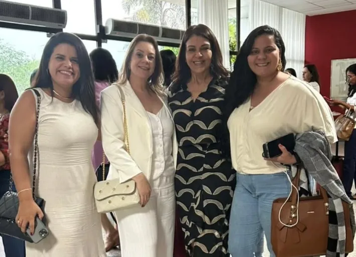 Secretária de Assistência Social de Itanhém participa de reunião em Salvador e busca novos investimentos para o município