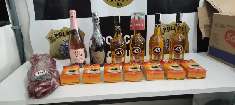 Porto Seguro -Funcionáro de empresa de importação é preso em flagrante pela Polícia Civil  por furto qualificado Porto Seguro -Funcionáro de empresa de importação é preso em flagrante pela Polícia Civil  por furto qualificado