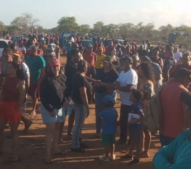 Líderes da ocupação da Basevi questionam decisão judicial e cobram investigação sobre empresa Bahia Costa Sul  Líderes da ocupação da Basevi questionam decisão judicial e cobram investigação sobre empresa Bahia Costa Sul