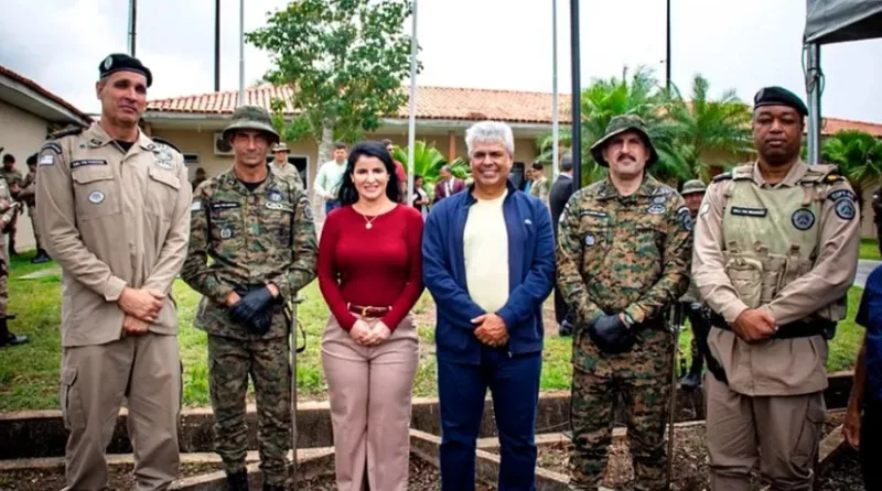 Prefeita Luciana Machado prestigia troca de comando da CIPPA Mata Atlântica e reforça parceria com a Polícia Militar Prefeita Luciana Machado prestigia troca de comando da CIPPA Mata Atlântica e reforça parceria com a Polícia Militar