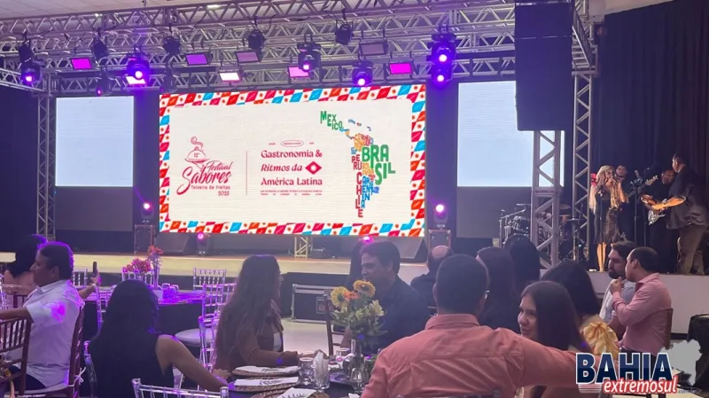 Sabores, Ritmos e Cores: Teixeira de Freitas abre o 12º Festival Gastronômico em grande estilo Sabores, Ritmos e Cores: Teixeira de Freitas abre o 12º Festival Gastronômico em grande estilo